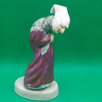 Ritka  festésű gyűjtői Aquincum porcelán Mirigy Boszorkány figura