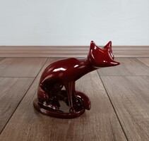 Régi Zsolnay bordó eozin mázas modern róka figura