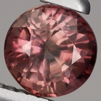 0.38ct 4mm Gyönyörű Ragyogó Zafír Ékkő, High-End minőség