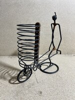 Régi fém szobor alkotás: Ember talicskával. 4350