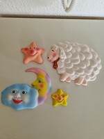 Felakasztható kerámia falidísz babaszobába