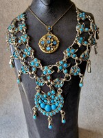 Vintage metal mounted with turquoise color paste festoon necklace