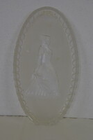 Barokk hölgyet ábrázoló üveg tálca A210