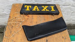 TAXI tábla