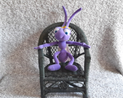 Disney - Egy bogár élete - Atta hercegnő plüss figura