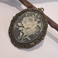 Vintage  medál   4 cm-es.