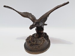 Turul bronz vagy réz szobor, 1,8 kg