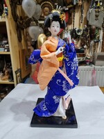 Japán porcelán gésa figura