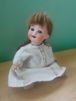 Antik német porcelánfejű baba
