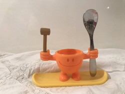 TOJÁSTARTÓ - A KALAPÁCCSAL TÖRJÜK FEL A TOJÁST - FÉM - KANÁL - WMF CROMAGRAM  - 15 x 5 x 4 cm