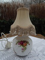 ROYAL ALBERT " Old Country Roses " - " Régi vidéki rózsák " lámpa
