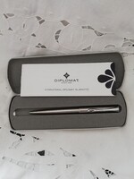 Diplomat golyóstoll eredeti dobozában, papírjaival    G