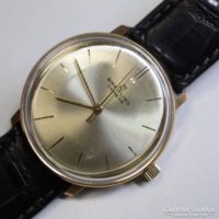 Breitling aranyozott férfi karóra