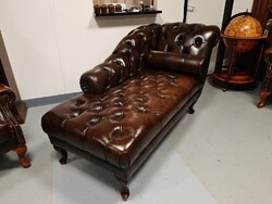 MEGRENDELHETŐ Eredeti  barna bőr Chesterfield szófa , klasszikus angol﻿ bőr kanapé