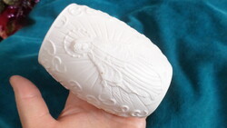 10 x 7 cm-es , mattporcelán henger Máriával , mécsesre . / litophane
