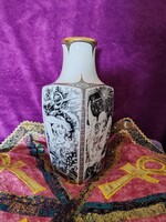 Hollóhazi porcelán váza