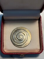 ERNST KRIS PRIZE DÍJ ISTVÁN HÁRDI DÍSZDOBOZBAN RITKA!! 2000