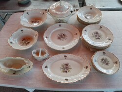 Cseh Bohéme Bernadotte Luxos ,Plasztikus,Aranyozott Virágmintás 6 Személye Porcelán Étkészlet.25 DB