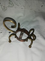 Art Novau  jelzett, stilizált sárga- vörösréz állatfigura     H