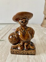 Mexico foci vb kerámia figura