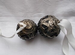 Fém veretes üveg gömb karácsonyi dísz,fenyőfa karácsonyfadísz,fekete fenyődísz 2db