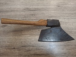 Antik Mesterjegyes Kovácsolt Szekerce.