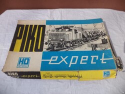 PIKO H0 Expert készlet, gőzős + vagonok (5027)
