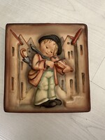 Hummel figura hegedűs kisfiú 13x13 cm falra akasztható disz