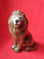 Makulátlan állapotú, Zsolnay oroszlán porcelán figura