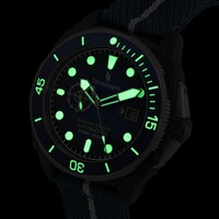 Tecnotempo "Commando" - Forged Carbon & Titanium egy limitált kiadású (029/200) óra