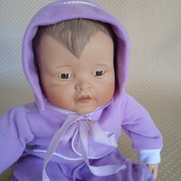 Ashton Drake  Galleries  Yolanda Bello  porcelán végtagú művész baba