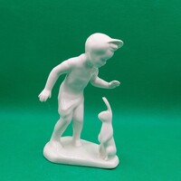 Káldor Aurél Aquincum Kis kertész,  Kisfiú nyuszival figura