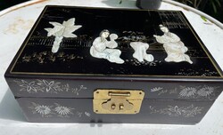 Régi kínai kagyló és gyöngyház berakásos régi ékszeres doboz