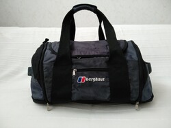 BERGHAUSE MULE sport- vagy utazótáska H: 55xsz35xm25 cm, bővíthető 75x35x25 cm-re