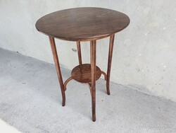 Eredeti Gyönyörű Thonet Szalon asztal !!!