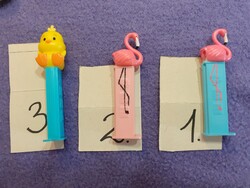 PEZ adagolók: flamingó, csibe