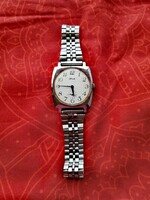 Nagyon pontos Szovjet Zim karóra