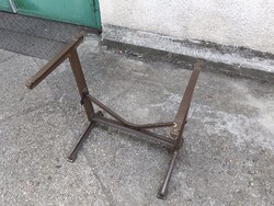 Cast iron machine foot pfaff