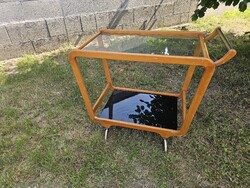 Retro zsúrkocsi 75x40 és 62 cm magas