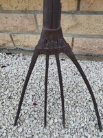 4 ágú fa villa