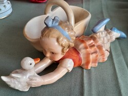 Hummel kerámia figura a legrégebbi jellel igazi ritkaság!