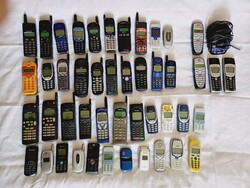 Mobiltelefon 42+4db egyben vintage NMA