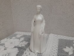 Nagyméretű ritka Zsolnay női figura