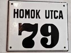 "Homok utca 79." régi házszámtábla, zománctábla