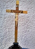 17. Antik, CSONT Jézus Krisztus 10.5 cm, 39 cm-es talpas feszület, kereszt, korpusz.1780.