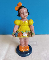 Zöldség Kínáló Lány Kerámia Figura