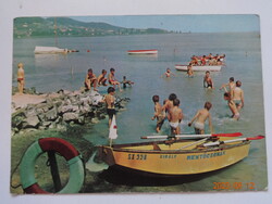 Régi, retró képeslap:  Balaton, strandolók (1970)