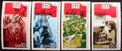 ND2941-4 / NDK 1985 A felszabadulás 40. évfordulója bélyegsor postatiszta
