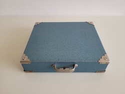 Régi kis fa táska retro sarokvasalatos fa kis szállító doboz