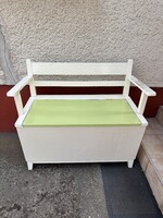 Gyönyörű masszív karospad szennyesláda kisebb lóca  nosztalgia hagyaték régiségek pad kanapé